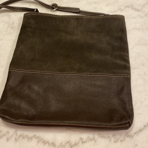 Beautiful Levenger leather and suede crossbody bag - Picture 4 of 10